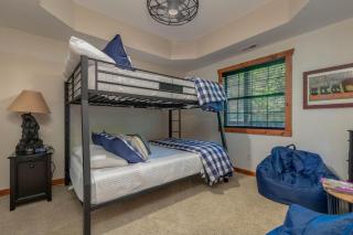 2BR Village At Indian Point 1707 near SDC - Free Tickets Daily up to $500 - Branson - 4