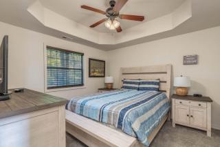 2BR Village At Indian Point1704 near SDC - Free Tickets Daily up to $500 - Branson - 3
