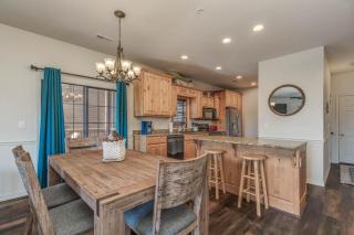 2BR Village At Indian Point1704 near SDC - Free Tickets Daily up to $500 - 8