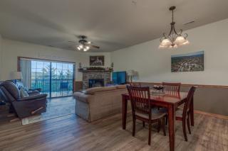 2BR Village At Indian Point 1702 next to SDC- Free Tickets Daily up to $500 - Branson - 9