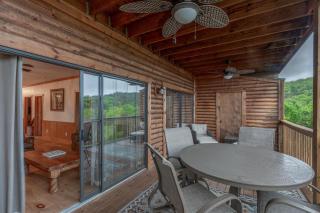 2BR Village At Indian Point 1706 near SDC - Free Tickets Daily up to $500 - Branson - 2