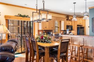2BR Village At Indian Point 1608 near SDC - Free Tickets Daily up to $500 - Branson - 5