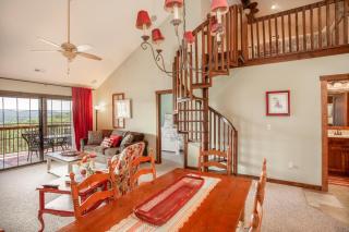 2BR Village At Indian Point 1511 near SDC - Free Tickets Daily up to $500 - Branson - 9