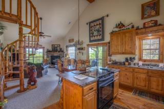 2BR+Loft Village At Indian Point 1912 near SDC- Free Tickets Daily up to $500 - Branson - 0