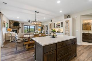 3BR Village At Indian Point 1403 near SDC - Free Tickets Daily up to $500 - 9