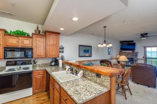 2BR Village At Indian Point 1307 near SDC - Free Tickets Daily up to 500 - Branson - 9