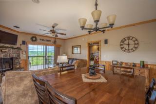 2BR Village At Indian Point 1505 near SDC - Free Tickets Daily up to $500 - Branson - 6