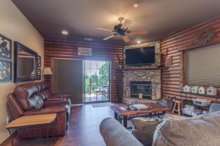 2BR Village At Indian Point 2102 near SDC - Free Tickets Daily up to $500 - Branson - 8