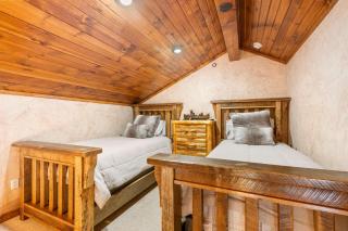 2BR Village At Indian Point 1512 near SDC - Free Tickets Daily up to $500 - 1