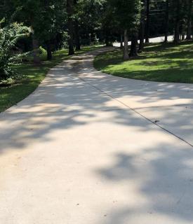 Beautiful Private 4-bedroom home on 2 acres - 9