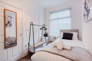 Luxurious home Etihad & Cooplive with free parking - Manchester - 3
