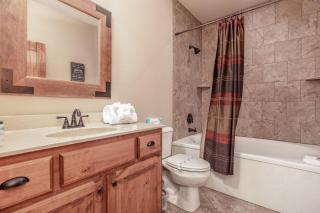 2BR Village At Indian Point 1504 near SDC- Free Tickets Daily up to $500 - Branson - 7
