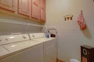 2BR Village At Indian Point 1208 near SDC - Free Tickets Daily up to $500 - Branson - 1