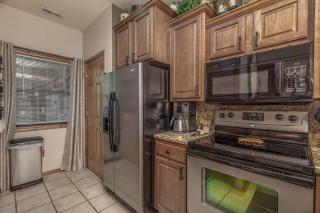 2BR Village At Indian Point 1303 near SDC - Free Tickets Daily up to $500 - Branson - 8