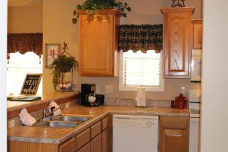 2BR Village At Indian Point 504 near SDC-Free Tickets Daily up to $500 value - Branson - 6