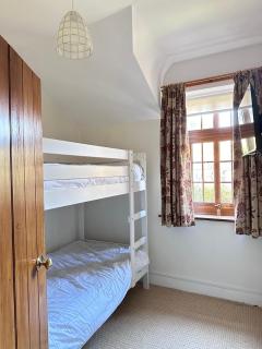 Bwythyn Ebrill, April Cottage - 3