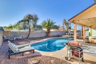 Poolside Oasis 3 Mi to Lookout Mountain Park! - Phoenix - 0