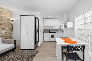 Nice Renting - PENCHIENATTI - Chic & Modern Urban Pearl Massena Old Nice - Nice - 2