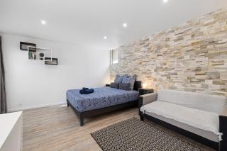 Nice Renting - PENCHIENATTI - Chic & Modern Urban Pearl Massena Old Nice - 8