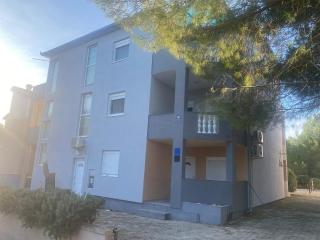 Adria apartments with swimming pool - Vir - 5