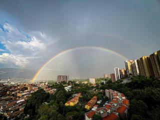 Apartment with a view - Medellín - 5