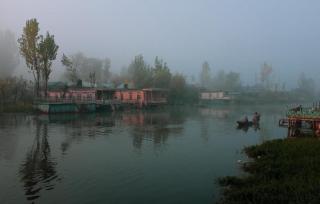 OMAR KHAYYAM HOUSEBOAT RETREAT and FAVELA HEADROOMS - Srinagar - 8