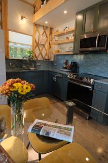 Magical-Upscale-Yurt-Private-View-Hot Tub-Fire Pit - Luray - 3