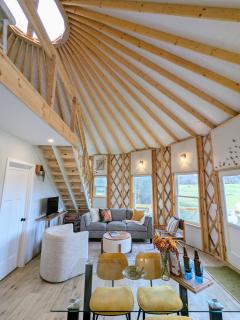 Magical-Upscale-Yurt-Private-View-Hot Tub-Fire Pit - Luray - 7