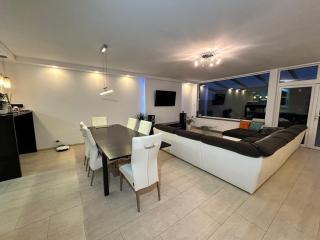 Deluxe Estate - Hoofddorp - 8