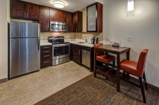 Residence Inn by Marriott Kansas City Downtown/Convention Center - Kansas City - 2