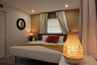 2 King Beds Airport Ballet - Sarasota - 4