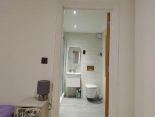 Fantastic location private Deluxe Ensuite bathroom Shoreditch Hoxton spitalfields Liverpool st London Bridge city 2 Rooms luxury Doubles for 5 guests - 4