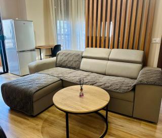 Sunny Apartment - Tirana - 9