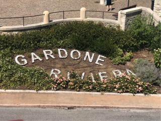 La Verbena a fianco del Vittoriale, vista piscina, 10 minuti a piedi dal lungo lago - Gardone Riviera - 3