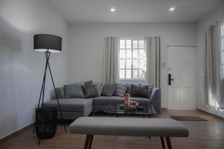 Modern Apartment with 2 Bedrooms Near sea - 5