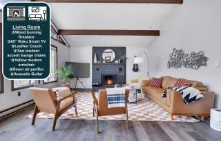 The Cozy Blue Chalet - Long Pond - 9
