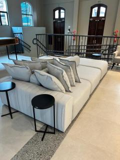 Amazing Views in City Center Ideal for Remote Work - 6