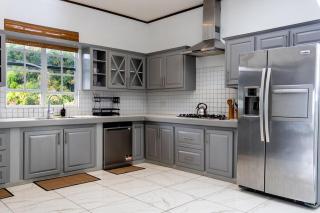 Sea and Summit Villa - Roseau - 6