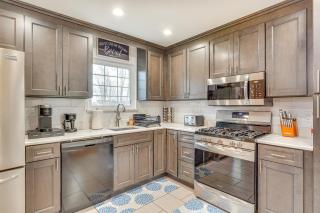 4 Mi to Hudson River Cozy Newburgh Home! - Newburgh - 8