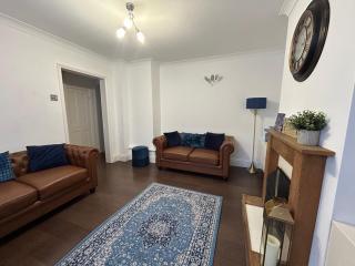 Spacious 3 Bed Near Greenwich Fast WiFi & Free Parking - Londen - 6