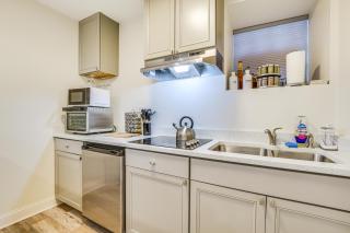 1 Mi to University of Chicago Urban Escape! - Chicago - 9