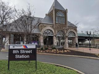 Music - Big 3br with King Bd Close to EWR and NYC - Bayonne - 1
