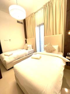 Montagne 1 Luxury Villa 4 BR - Al Dana Island Fujairah - Fujaira - 3