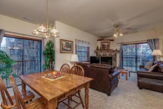 2BR Village At Indian Point 601 near SDC-Free Tickets Daily up to $500 Value - Branson - 9