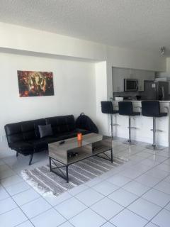 Enjoy an endless summer - Parking included! - Sunny Isles Beach - 1