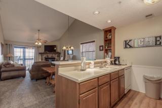 2BR Village At Indian Point 712 near SDC-Free Tickets Daily up to $500 Value - Branson - 5