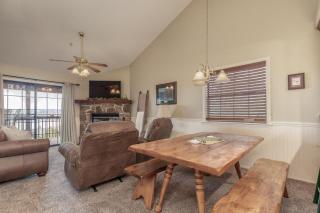 2BR Village At Indian Point 712 near SDC-Free Tickets Daily up to $500 Value - Branson - 6