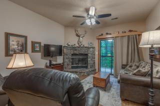 2BR Village At Indian Point 803 near SDC-Free Tickets Daily (up to $500 Value) - Branson - 7