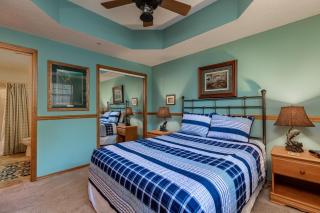 2BR Village At Indian Point 1005 near SDC-Free Tickets Daily up to $500 Value - Branson - 2
