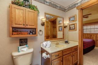 2BR Village At Indian Point 1009 near SDC-Free Tickets Daily up to $500 - Branson - 1